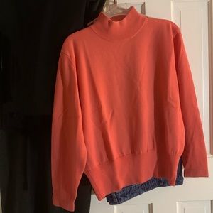 Talbots 100% wool sweater, Womens M w/blue jeans Womens 9-10 light rust/orange